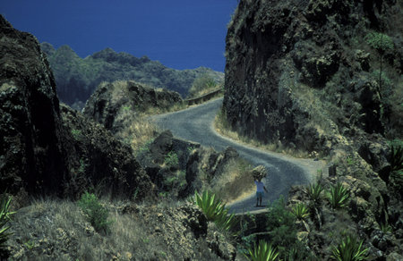 the Mountairoad near the town of Ribeira Grande on the Iceland of Santo Antao in Cape Berde in the Atlantic Ocean in Africa.のeditorial素材