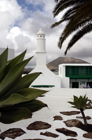 a traditional withe House on the Island of Lanzarote on the Canary Islands of Spain in the Atlantic Ocean.のeditorial素材