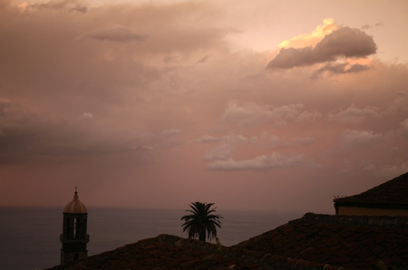 The coast in the village of Puerto de la Cruz on the Iceland of Tenerife on the Canary Islands of Islands of Spain in the Atlantic.のeditorial素材