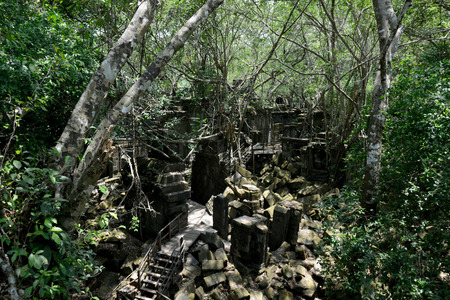 The Tempel Ruin of  Beng Mealea 32 Km north of in the Temple City of Angkor near the City of Siem Riep in the west of Cambodia.のeditorial素材
