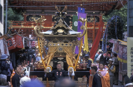 one of the big Festival in the Asakusa Senso Ji temple in the city center of Tokyo, Japan in Asiaのeditorial素材