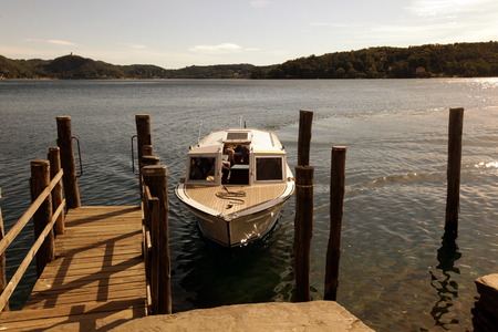 The island Isola San Giulio Orta in front of the old town of the traditional fishing village of Orta Lake Orta in the north of the Piedmont in the north of Italy. (Urs Flüeler)のeditorial素材