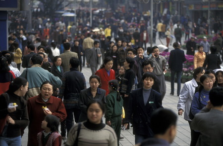 People at the main square in the city of Chongqing in the province of Sichuan in China in east asia.のeditorial素材