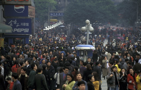 People at the main square in the city of Chongqing in the province of Sichuan in China in east asia.のeditorial素材