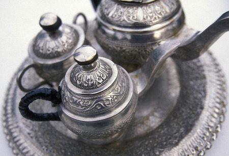 a tea pot at a tea plantation in the town of Nuwara Eliya in Sri Lanka in Asien.の写真素材