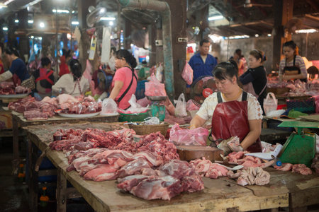 the Food Market in the town of Luang Prabang in the north of Laos in Southeastasia.のeditorial素材