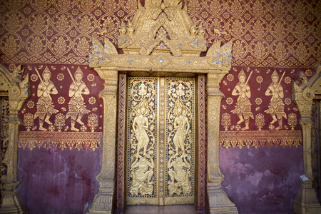 the wat xieng thong in the town of Luang Prabang in the north of Laos in Southeastasia.のeditorial素材
