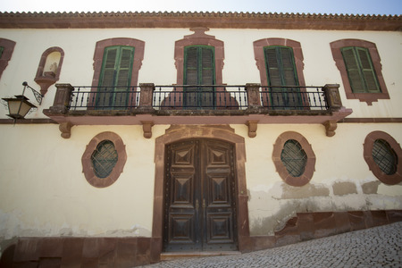 a old house or palace in the old Town of Silves at the Algarve of Portugal in Europe.のeditorial素材