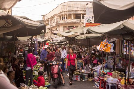 people at the vegetable and food market at the Kandal market or Psar Kandal market in the city of Phnom Penh of Cambodia.  Cambodia, Phnom Penh, November, 2017,のeditorial素材