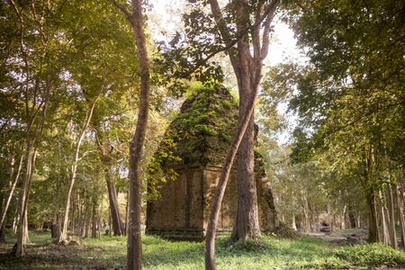the khmer ruins of the Sambor Prei Kuk Ruins north of the city of Kampong Thom of Cambodia.  Cambodia, Kampong Thom, November, 2017,のeditorial素材