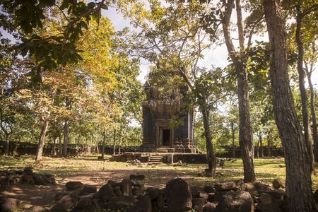 the Khmer Temples of Koh Ker east of the Town of Srayong west of the city Preah Vihear in Northwaest Cambodia.  Cambodia, Sra Em, November, 2017,のeditorial素材