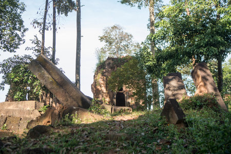 the Khmer Temples of Prasat Trapeang east of the Town of Anlong Veng in the province of oddar Meanchey in Northwaest Cambodia.  Cambodia, Anlong Veng, November, 2017,のeditorial素材