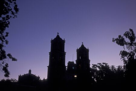 the Cathedral De San Gervaslo in the old town of Valladolid on Yucatan in the Province Quintana Roo in Mexico in Central America.     Mexico, Valladolid, January 2009.のeditorial素材