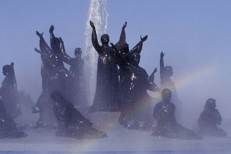 a water fontain in a park with the Seoul Tower in the city of Seoul in South Korea in EastAasia.  Southkorea, Seoul, May, 2006のeditorial素材