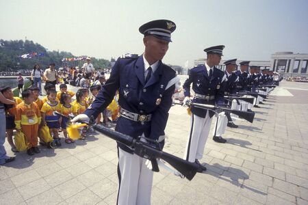 the army at a parade at the Korean War Memorial in the city of Seoul in South Korea in EastAasia.  Southkorea, Seoul, May, 2006のeditorial素材