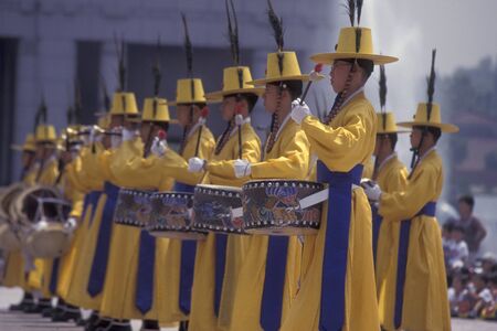 traditional show at the Korean War Memorial in the city of Seoul in South Korea in EastAasia.  Southkorea, Seoul, May, 2006のeditorial素材