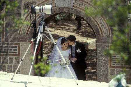 a wedding in a park in the city of Seoul in South Korea in EastAasia.  Southkorea, Seoul, May, 2006のeditorial素材