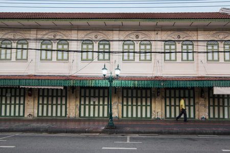 a colonial Building at the Khlong Rop Krung in Banglamphu in the city of Bangkok in Thailand in Southeastasia.  Thailand, Bangkok, November, 2018のeditorial素材