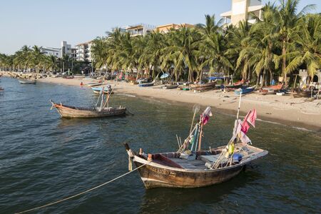 the Bang Saen Beach at the Town of Bangsaen in the Provinz Chonburi in Thailand.  Thailand, Bangsaen, November, 2018のeditorial素材