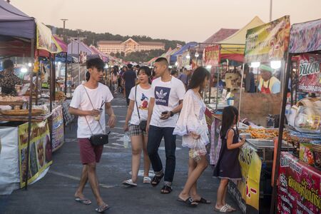 the Night market and walking street at the Coast of Laemtan at the Bang Saen Beach at the Town of Bangsaen in the Provinz Chonburi in Thailand.  Thailand, Bangsaen, November, 2018のeditorial素材
