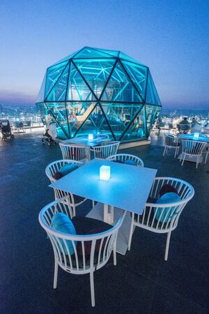 the architecture and view from the Rooftop Bar at the Grand Centre Point Pattaya in the city of Pattaya in the Provinz Chonburi in Thailand.  Thailand, Pattaya, November, 2018のeditorial素材