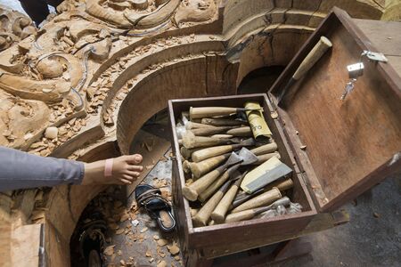 workers from Myanmar on wood carving work for the Wood Sanctuary of Truth Temple in the city of Pattaya in the Provinz Chonburi in Thailand.  Thailand, Pattaya, November, 2018のeditorial素材