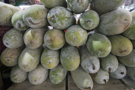 Papaya at the Local morning Food Market in the city of Pattaya in the Provinz Chonburi in Thailand.  Thailand, Pattaya, November, 2018のeditorial素材