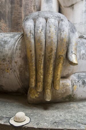 the Buddha at the Wat Si Chum at the Historical Park in Sukhothai in the Provinz Sukhothai in Thailand.   Thailand, Sukhothai, November, 2018のeditorial素材