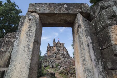 The wat ek phnom Temple ruins south of the city Battambang in Cambodia.  Cambodia, Battambang, November, 2018のeditorial素材