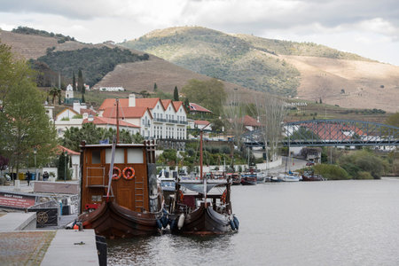 the town of Pinhao on the Douro river, east of Porto in Portugal in Europe.  Portugal, Regua, April,...