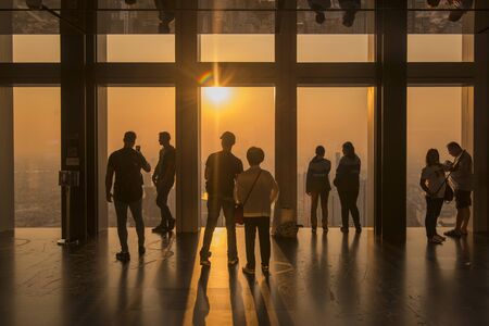 people at the Roof Top of the Maha Nakhon Building in Sathon in the city of Bangkok in Thailand in Southest Asia.  Thailand, Bangkok, November, 2019のeditorial素材