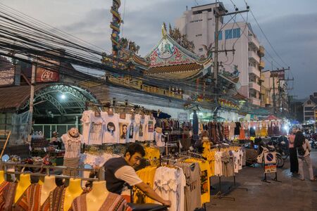 the Night Market and Border Market in front of the Thai Border in the town of Mae Sai on the Border to Myanmar in the Chiang Rai Province in North Thailand.   Thailand, Mae Sai, November, 2019のeditorial素材