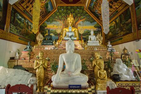 The jade buddha at the Wat Ou Sai Kham in the city of Chiang Mai at north Thailand.   Thailand, Chiang Mai, November, 2019のeditorial素材