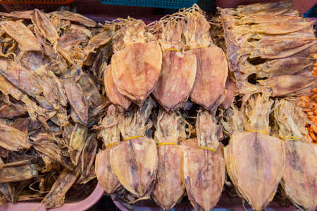 the food and fish Market of the Chatsila market in the Town of Hua Hin in Thailand.   Thailand, Hua Hin, November, 2019のeditorial素材