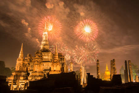 a firework on the Loy Krathong festival at the Wat Mahathat Temple at the Historical Park in Sukhothai in the Provinz Sukhothai in Thailand.   Thailand, Sukhothai, November, 2019のeditorial素材