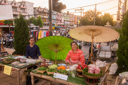 the Satuday night market at the mekong river in the town of Chiang Saen in the north of the city Chiang Rai in North Thailand.   Thailand, Chiang Sean, November, 2019のeditorial素材