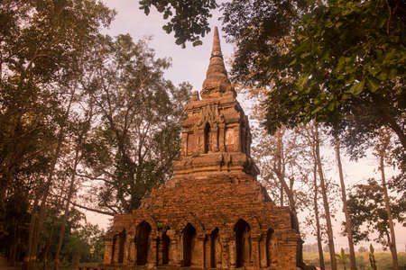 the Wat Pa Sak in the town of Chiang Saen in the north of the city Chiang Rai in North Thailand.   Thailand, Chiang Sean, November, 2019のeditorial素材