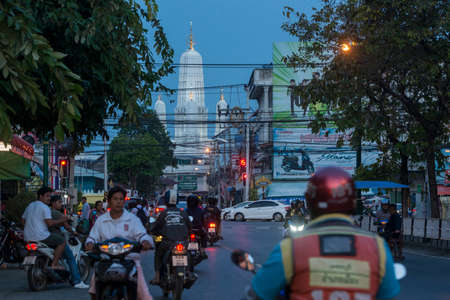 The Wat Mahathat Worawihan in the city of Phetchaburi or Phetburi in the province of Phetchaburi in Thailand.   Thailand, Phetburi, November, 2019のeditorial素材
