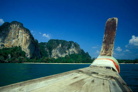 the Beach with Woodboats at the Hat Phra Nang Beach at Railay near Ao Nang the City of Krabi on the Andaman Sea in the south of Thailand.    Thailand, Krabi, April, 2001のeditorial素材