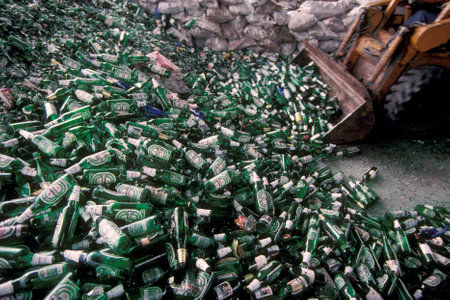 a recycling centre the city centre of Kaohsiung in Taiwan of East Aasia.   Taiwan, Taipei, July, 1997のeditorial素材