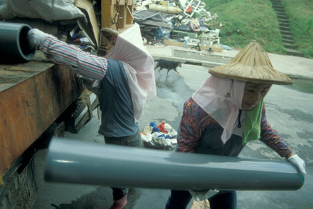 a recycling centre the city centre of Kaohsiung in Taiwan of East Aasia.   Taiwan, Taipei, July, 1997のeditorial素材