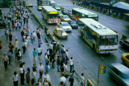 a road in the city centre of Taipei in Taiwan of East Aasia.   Taiwan, Taipei, May, 2001のeditorial素材