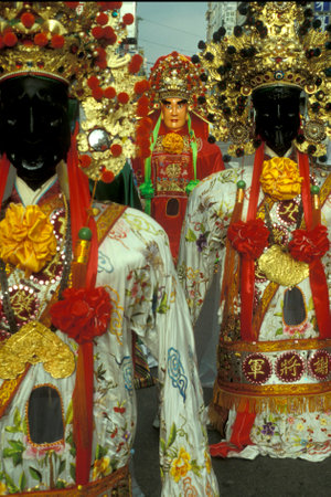 a traditional Mazu parade and Daoist religious Festival in the city centre of Taipei in Taiwan of East Aasia.   Taiwan, Taipei, May, 2001のeditorial素材