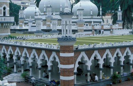 the Mosque of Masjid Jamek in the city of Kuala Lumpur in Malaysia.  Malaysia, Kuala Lumpur, August, 1997のeditorial素材