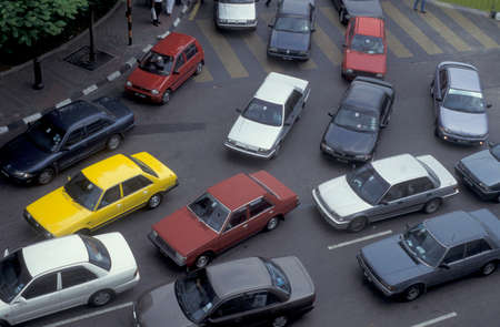 cars and Trafic on a road in the city of Kuala Lumpur in Malaysia.  Malaysia, Kuala Lumpur, January, 2003のeditorial素材