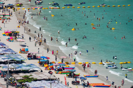 The view and Landscape of Tawaen Beach on Ko Lan Island near City of Pattaya in Province of Chonburi in Thailand, Thailand, Pattaya, November, 2024のeditorial素材