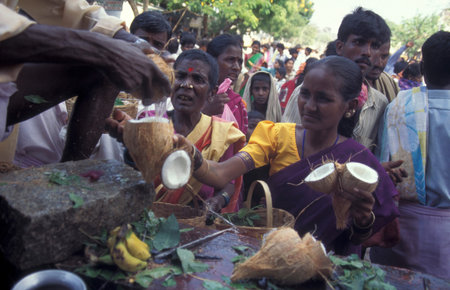 a coconut ceremony at Holi Hindu Temple Festival at the Virupaksha Temple in the town of Hampi in the Province of Karnataka in India. India, Karnataka, March, 1998のeditorial素材