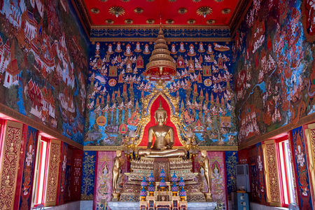 Inside the Wat Phlapphla Chai in City of Bangkok in Thailand. Thailand, Bangkok, November, 6, 2024.のeditorial素材
