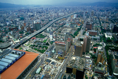 a road in the city center of Taipei in Taiwan of East Aasia. Taiwan, Taipei, May, 2001のeditorial素材