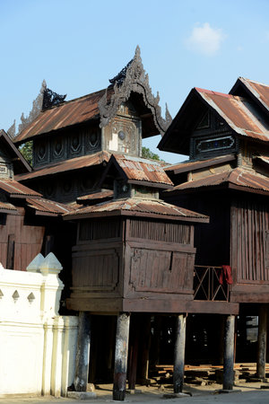 The Shwe Yaunghwe Kyaung Pagoda north of the town of Nyaungshwe at the Inle Lake in the Shan State in the east of Myanmar in Southeastasia.のeditorial素材
